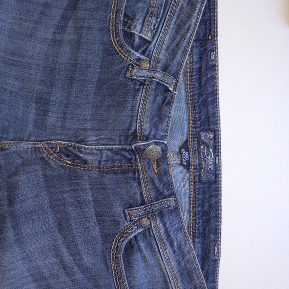 Silver Jeans "Aiko Bootcut" Size 31/31. - Picture 2 of 8
